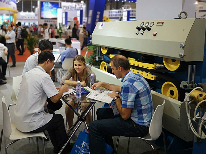 Purchase Skills Of Extruder Plastic Machine